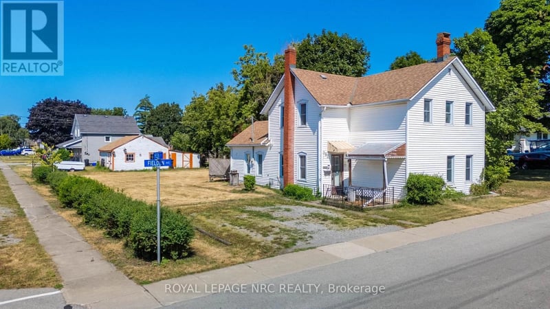 592 Fielden Avenue, Port Colborne (Main Street), Ontario, L3K4V4, Port Colborne (Main Street), Ontario — photo 1 of 5