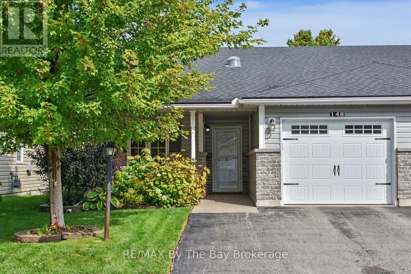 148 New York Avenue, Wasaga Beach, Ontario, L9Z3A8, Wasaga Beach, Ontario — photo 1 of 5