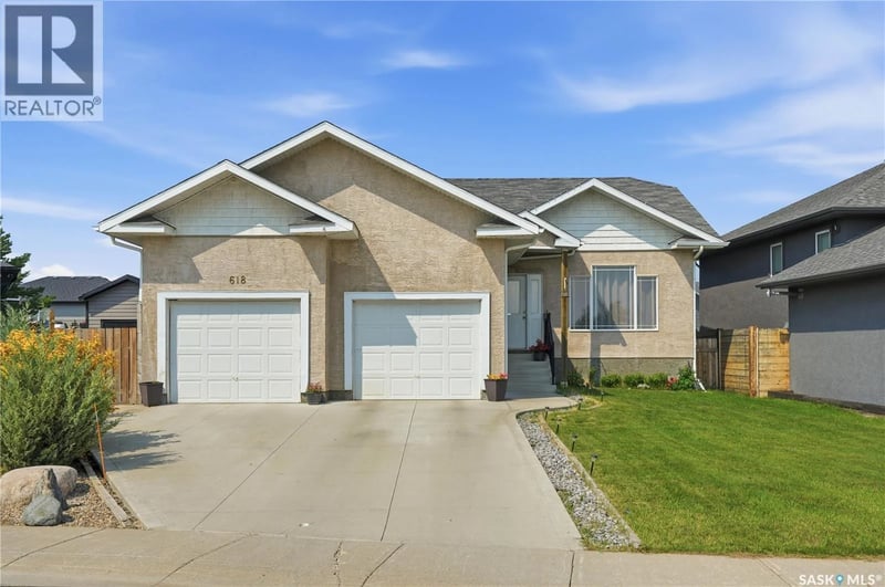 618 Deer COURT, Warman, Saskatchewan, S0K4S0, Warman, Saskatchewan — photo 1 of 5
