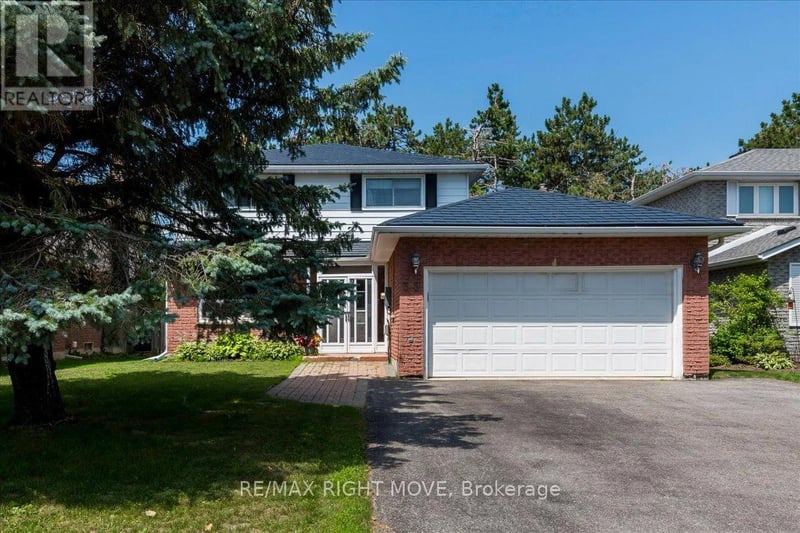 55 Laurentian Lane, Orillia, Ontario, L3V7N7, Orillia, Ontario — photo 1 of 5