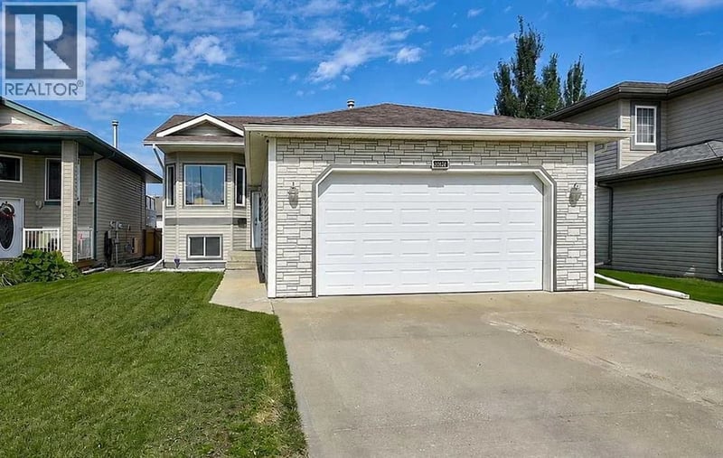 10720 124B Avenue, Grande Prairie, Alberta, T8V8K8, Grande Prairie, Alberta — photo 1 of 5