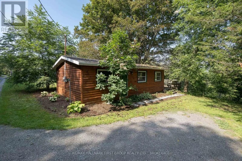 19 Pc Lane, Prince Edward County (North Marysburg Ward), Ontario, K0K2T0, Prince Edward County (North Marysburg Ward), Ontario — photo 1 of 5