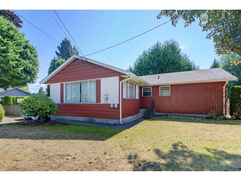 32712 BEVAN Avenue, Abbotsford, British Columbia, V2S1T1, Abbotsford, British Columbia — photo 1 of 5