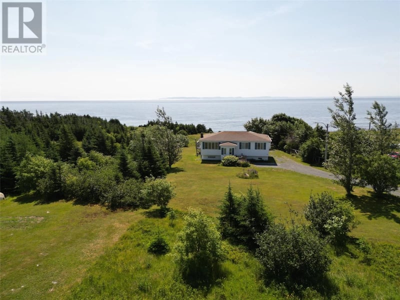 20 Main Road, Northern Bay, Newfoundland & Labrador, A0A3B0, Northern Bay, Newfoundland & Labrador — photo 1 of 5