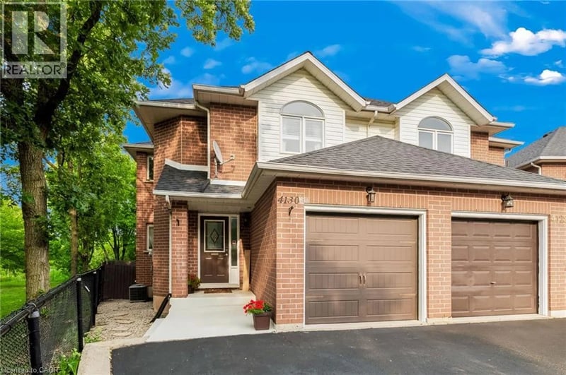 4130 FOXWOOD Drive, Burlington, Ontario, L7M4L3, Burlington, Ontario — photo 1 of 5