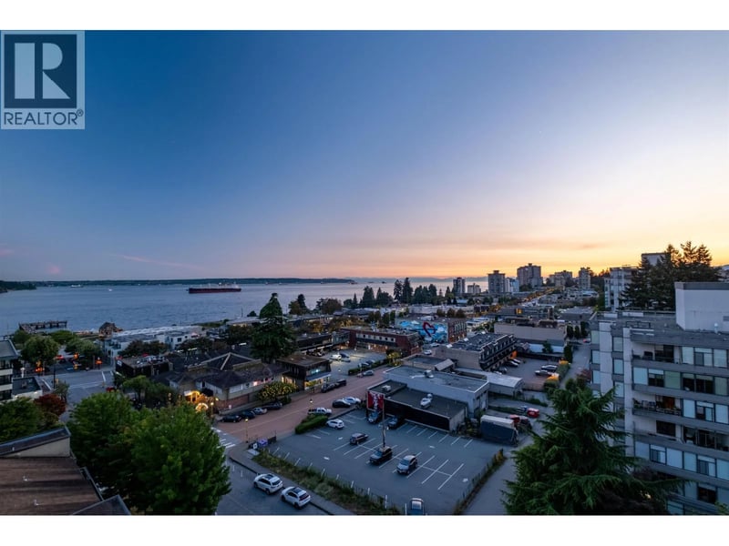 #902 1390 DUCHESS Avenue, West Vancouver, British Columbia, V7T1H6, West Vancouver, British Columbia — photo 1 of 5