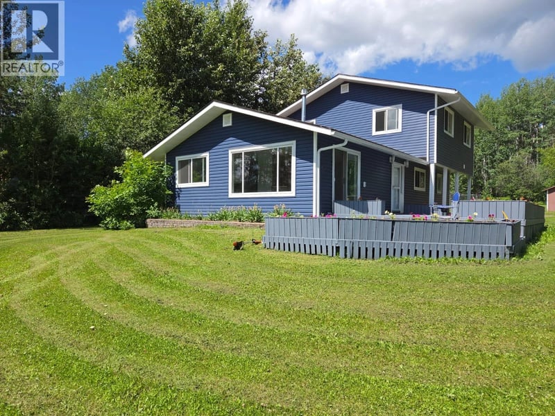 6640 Lakeshore Drive, Moberly Lake, British Columbia, V0C1X0, Moberly Lake, British Columbia — photo 1 of 5