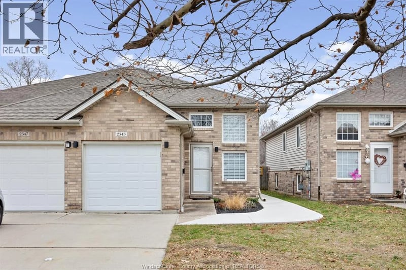 2343 LAMONT Street, Windsor, Ontario, N9E3Z2, Windsor, Ontario — photo 1 of 5