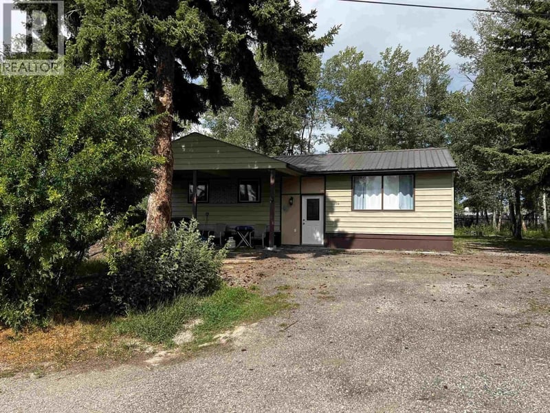 74 OOTSA Place, Fraser Lake, British Columbia, V0J1S0, Fraser Lake, British Columbia — photo 1 of 5