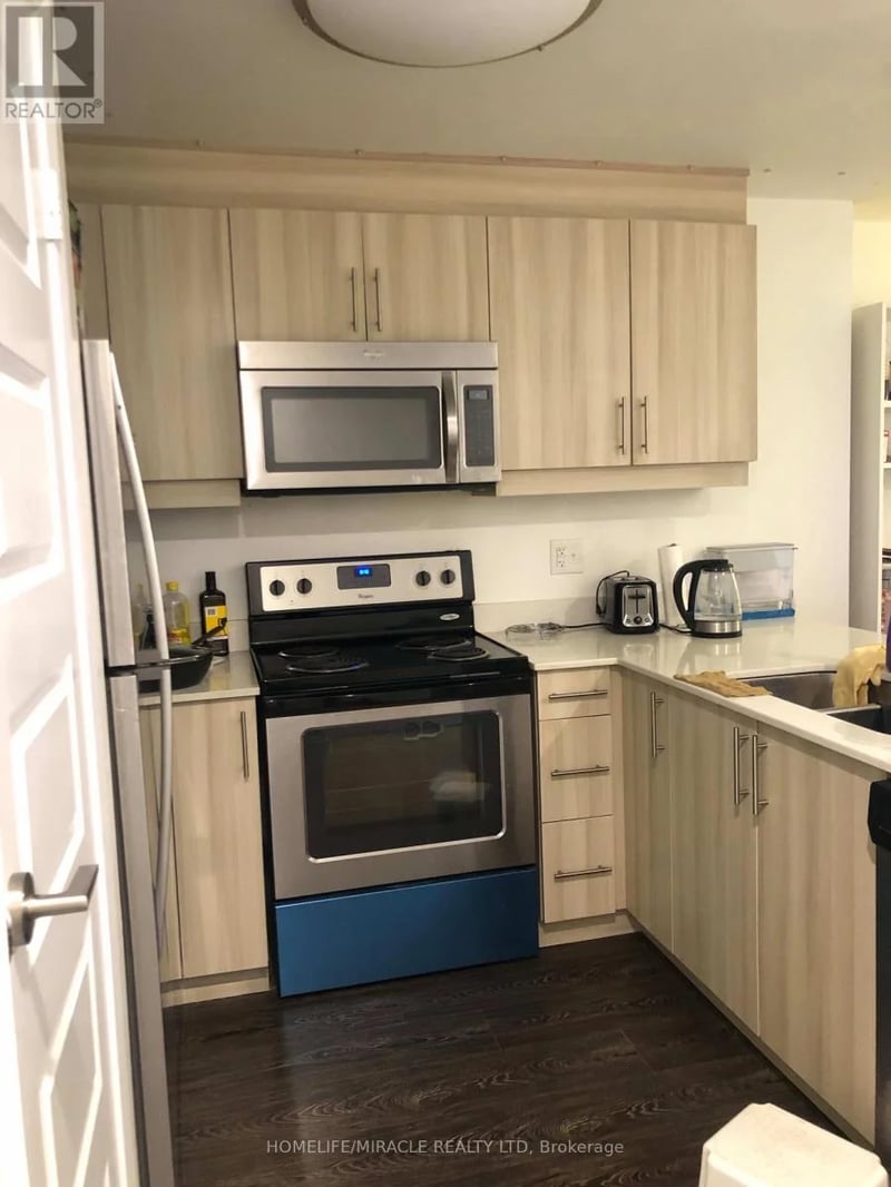 #1005 158 King Street North, Waterloo, Ontario, L2J0E5, Waterloo, Ontario — photo 1 of 5