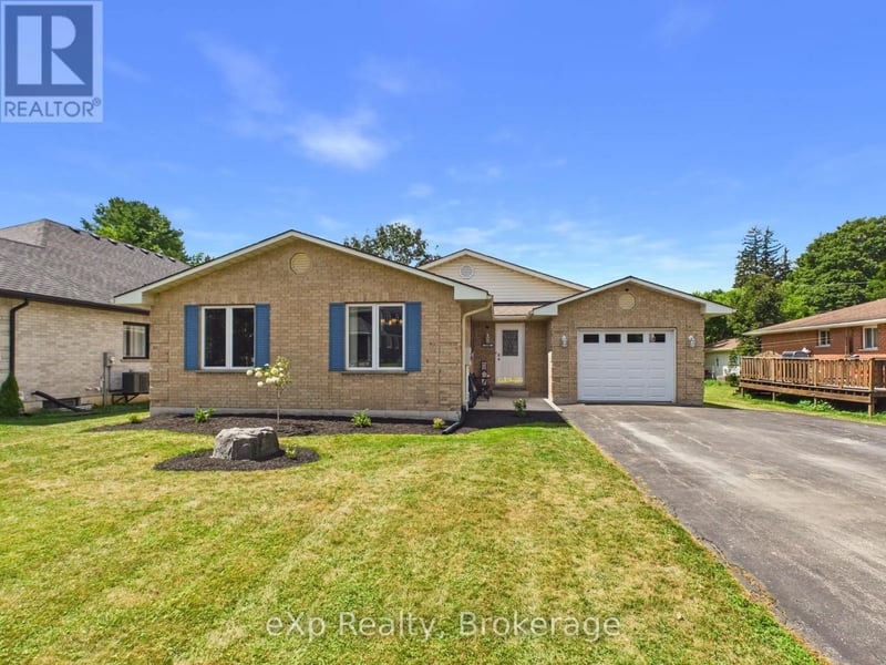 1103 Marietta Street, Howick, Ontario, N0G2X0, Howick, Ontario — photo 1 of 5