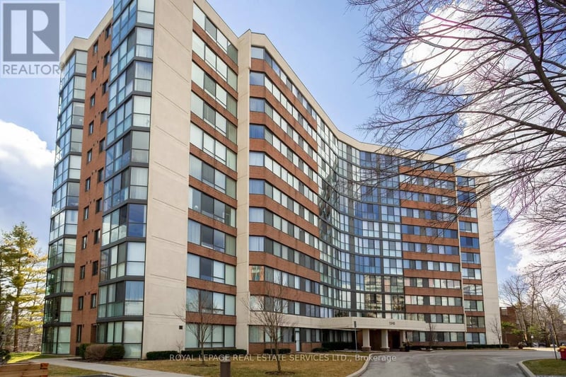 #110 1240 Marlborough Court, Oakville (CP College Park), Ontario, L6H3K7, Oakville (CP College Park), Ontario — photo 1 of 5