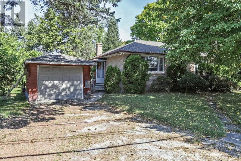 #Unit A 252 Elgin Mills Road West, Richmond Hill (Westbrook), Ontario, L4C4M2, Richmond Hill (Westbrook), Ontario — photo 1 of 5
