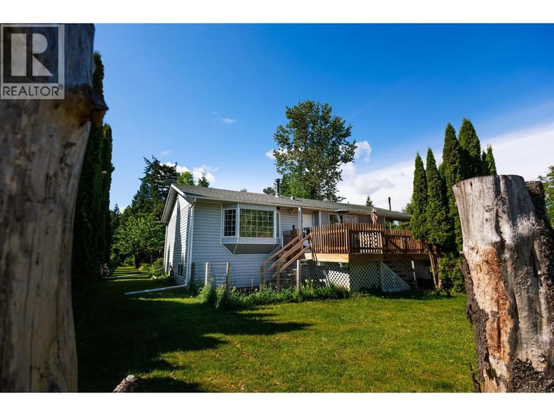 4523 GRAHAM Avenue, Terrace, British Columbia, V8G1A2, Terrace, British Columbia — photo 1 of 5