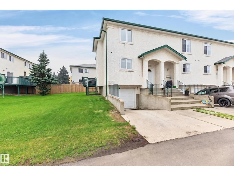 1906 65 ST NW, Edmonton, Alberta, T6L7A2, Edmonton, Alberta — photo 1 of 5