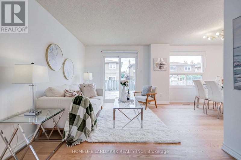 20 Barolo Road, Toronto (West Humber-Clairville), Ontario, M9V5B1, Toronto (West Humber-Clairville), Ontario — photo 1 of 5