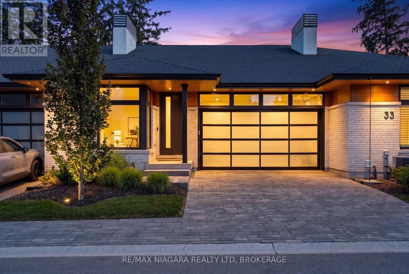 37 PEACH TREE Common, St. Catharines (Lakeshore), Ontario, L2N0B6, St. Catharines (Lakeshore), Ontario — photo 1 of 5
