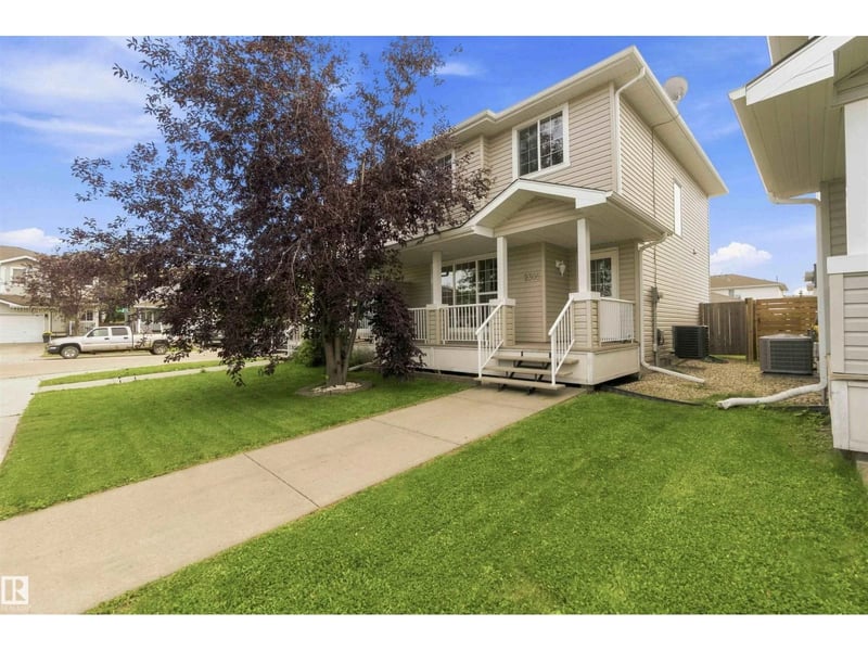 2305 28 AV NW, Edmonton, Alberta, T6T0A5, Edmonton, Alberta — photo 1 of 5