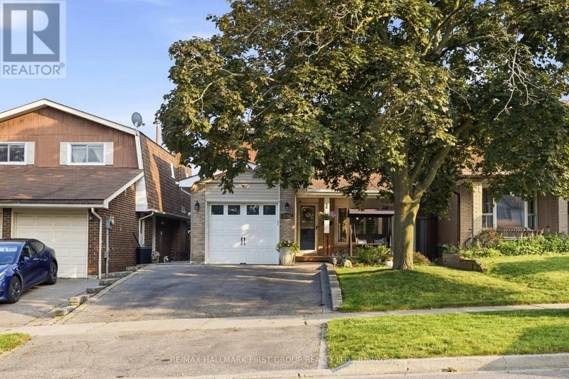 1896 New Street, Pickering (Amberlea), Ontario, L1V3J7, Pickering (Amberlea), Ontario — photo 1 of 5