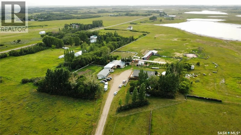 DENIZ ACREAGE, Vanscoy Rm No. 345, Saskatchewan, S0L3J0, Vanscoy Rm No. 345, Saskatchewan — photo 1 of 5