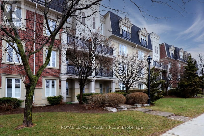 #215 3351 Cawthra Road, Mississauga (Applewood), Ontario, L5A4N5, Mississauga (Applewood), Ontario — photo 1 of 5