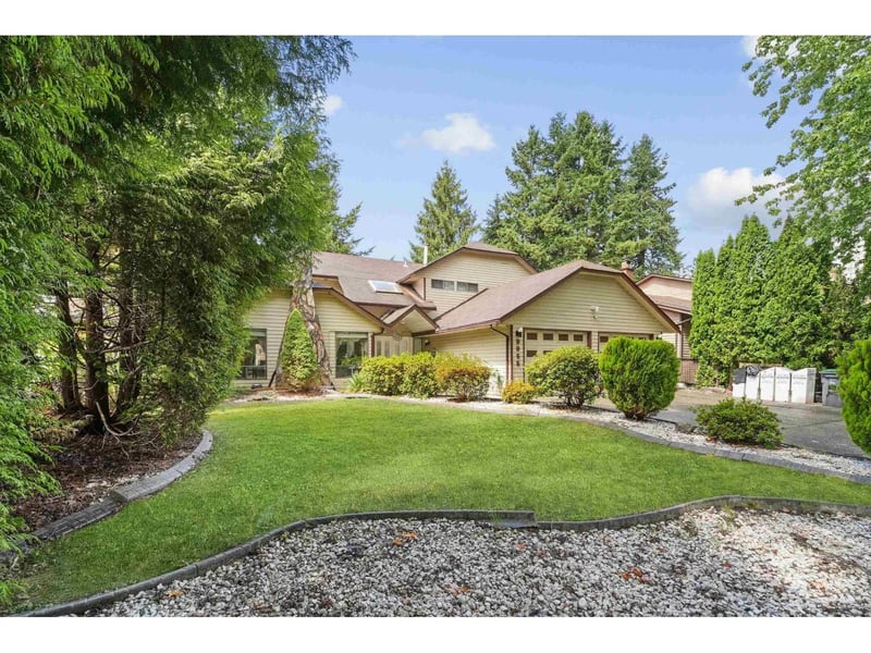 9955 149 Street, Surrey, British Columbia, V3R7N2, Surrey, British Columbia — photo 1 of 5