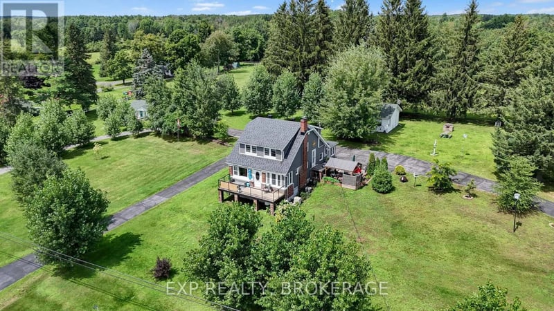 4682 COUNTY 2 Road, Front of Leeds & Seeleys Bay, Ontario, K7G2V5, Front of Leeds & Seeleys Bay, Ontario — photo 1 of 5