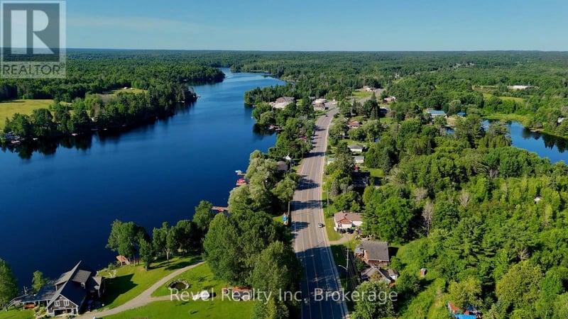 2242 Highway 124, Whitestone (Dunchurch), Ontario, P0A1G0, Whitestone (Dunchurch), Ontario — photo 1 of 5