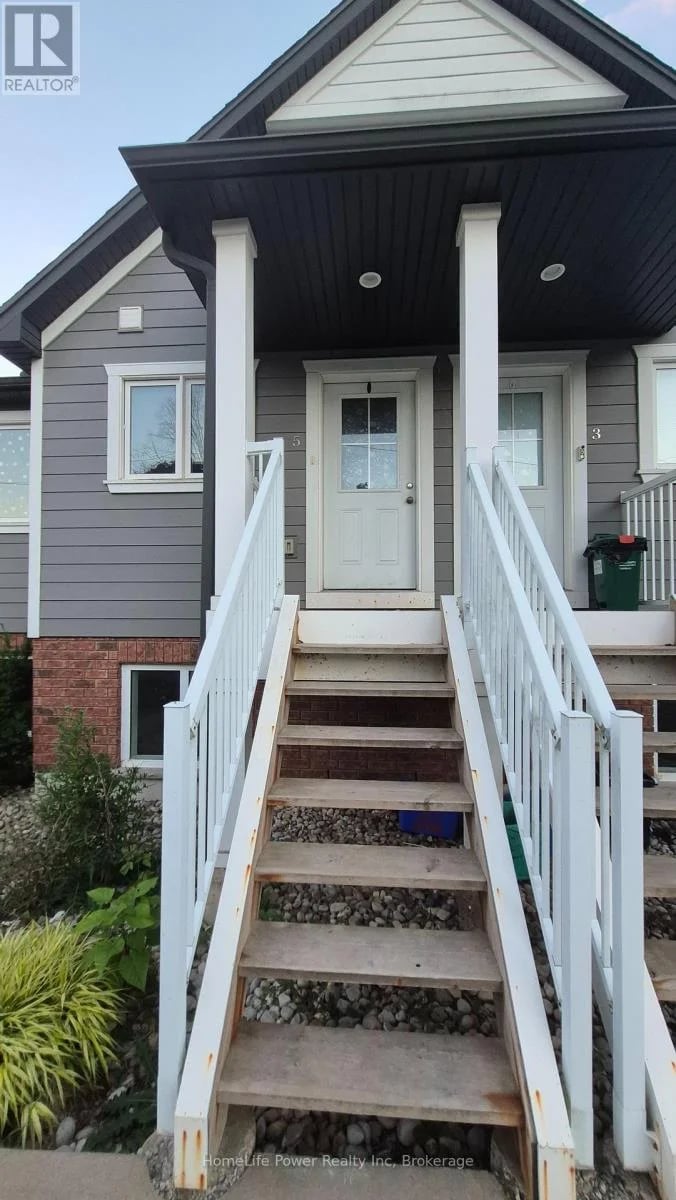 #5 225 Riddell Street, Woodstock (Woodstock - North), Ontario, N4S6N2, Woodstock (Woodstock - North), Ontario — photo 1 of 5