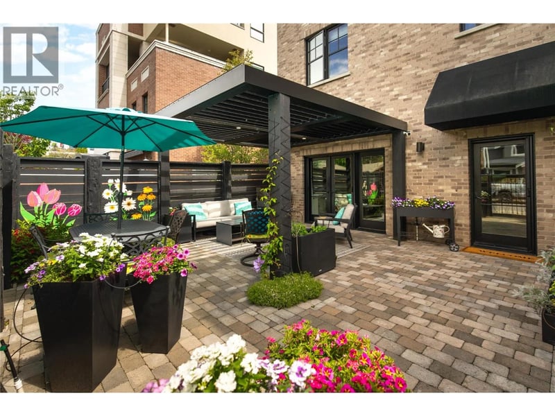 2691 Gore Street, Kelowna, British Columbia, V1Y5A5, Kelowna, British Columbia — photo 1 of 5