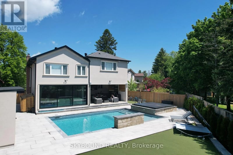 2711 Spruce Needle Court, Mississauga (Erin Mills), Ontario, L5L1N2, Mississauga (Erin Mills), Ontario — photo 1 of 5