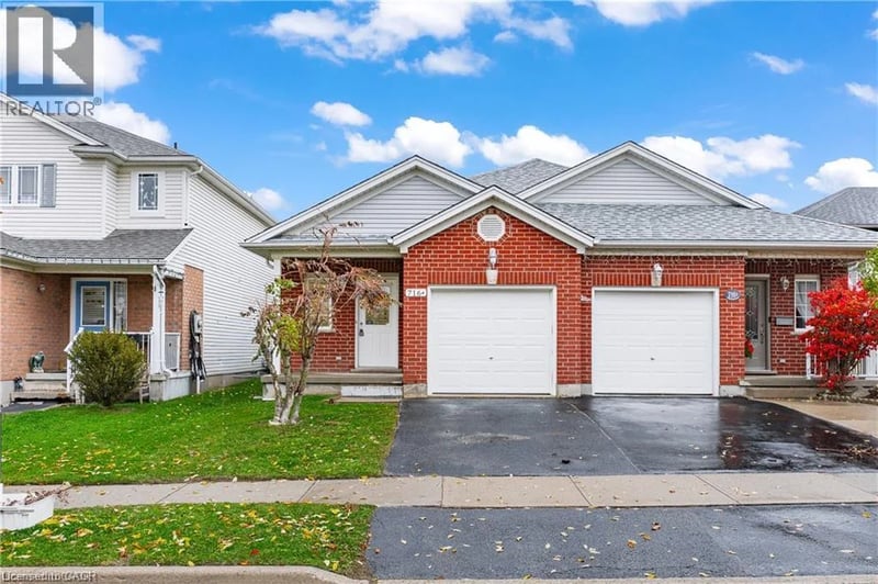 #A 716 KARLSFELD Road, Waterloo, Ontario, N2T2W4, Waterloo, Ontario — photo 1 of 5