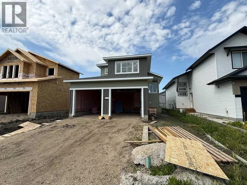 8514 87 Street, Grande Prairie, Alberta, T8X0R6, Grande Prairie, Alberta — photo 1 of 2