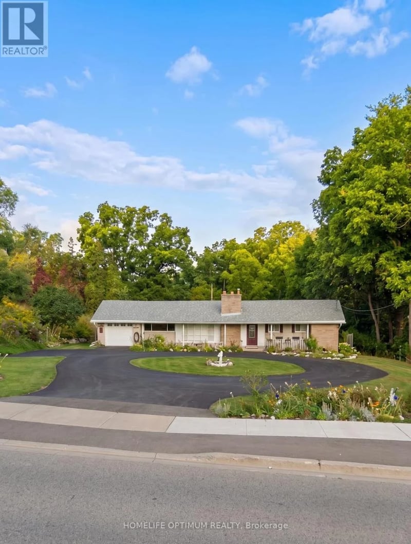 400 Maple Avenue, Halton Hills (Georgetown), Ontario, L7G1X1, Halton Hills (Georgetown), Ontario — photo 1 of 5