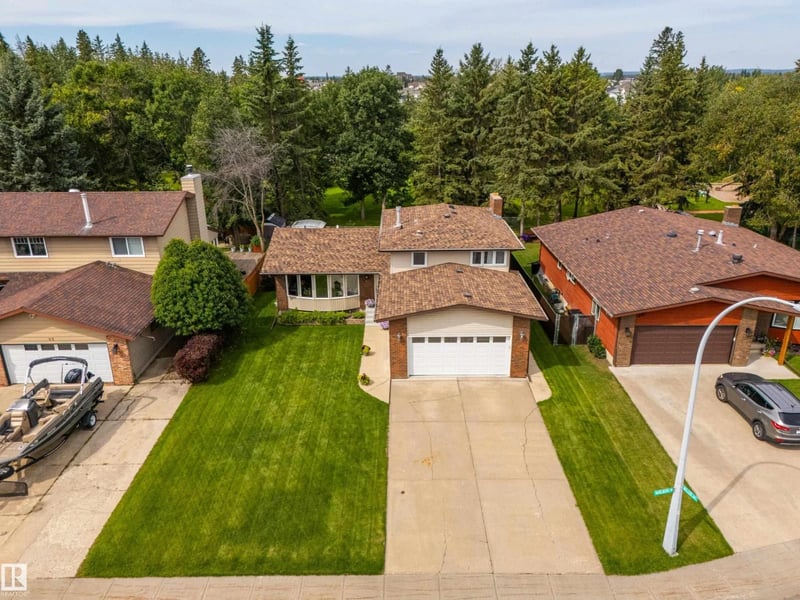 94 MARLBORO DR, Spruce Grove, Alberta, T7X2T2, Spruce Grove, Alberta — photo 1 of 5