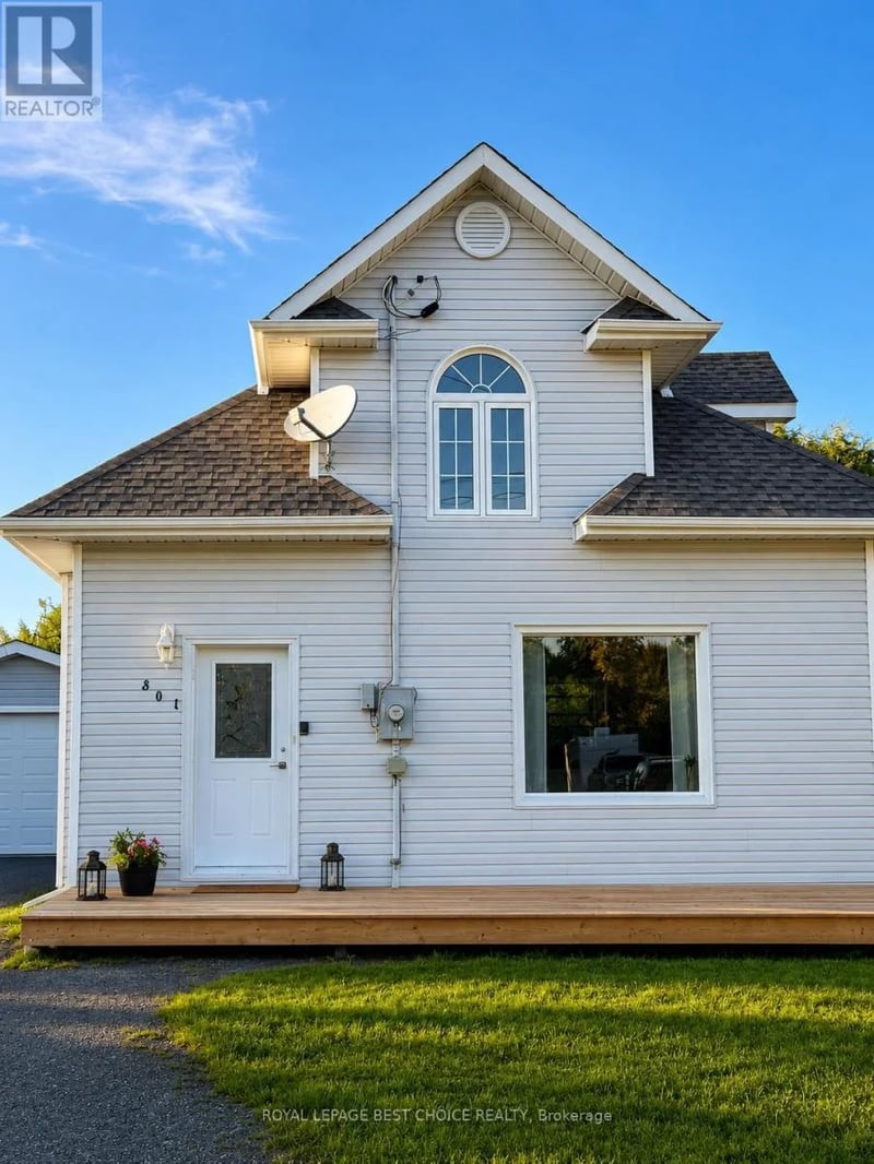 301 Albert Street, Temiskaming Shores (Haileybury), Ontario, P0J1K0, Temiskaming Shores (Haileybury), Ontario — photo 1 of 5