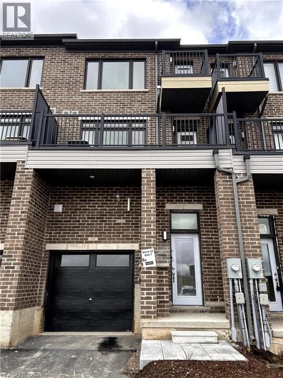 #207 585 COLBORNE Street, Brantford, Ontario, N3S0K4, Brantford, Ontario — photo 1 of 5