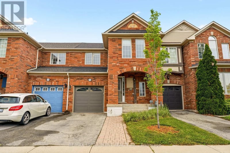 2463 Carberry Way, Oakville (WM Westmount), Ontario, L6M4S5, Oakville (WM Westmount), Ontario — photo 1 of 5