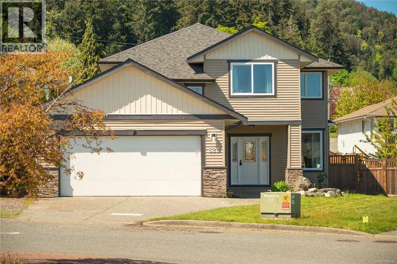 525 Ballou Place, Ladysmith, British Columbia, V9G2C7, Ladysmith, British Columbia — photo 1 of 5