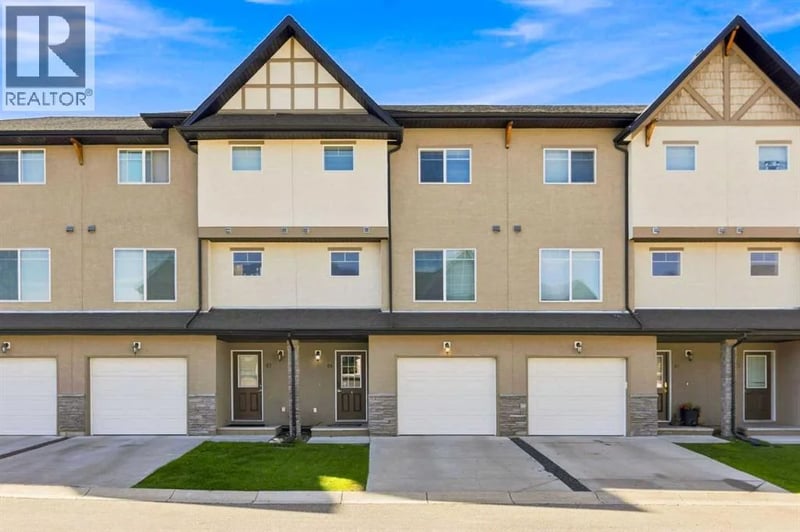 59 Cimarron Vista Gardens, Okotoks, Alberta, T1S0G3, Okotoks, Alberta — photo 1 of 5