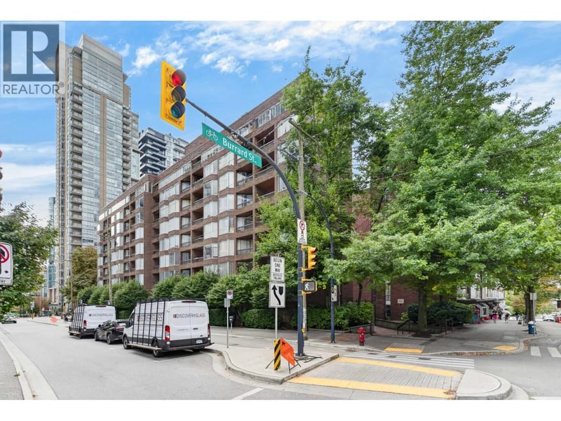 #313 950 DRAKE Street, Vancouver, British Columbia, V6Z2B9, Vancouver, British Columbia — photo 1 of 5