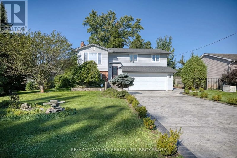 31 Pleasant Avenue South, Fort Erie (Ridgeway), Ontario, L0S1N0, Fort Erie (Ridgeway), Ontario — photo 1 of 5
