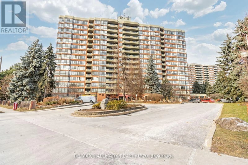 #312 100 Observatory Lane, Richmond Hill (Observatory), Ontario, L4C1T4, Richmond Hill (Observatory), Ontario — photo 1 of 5