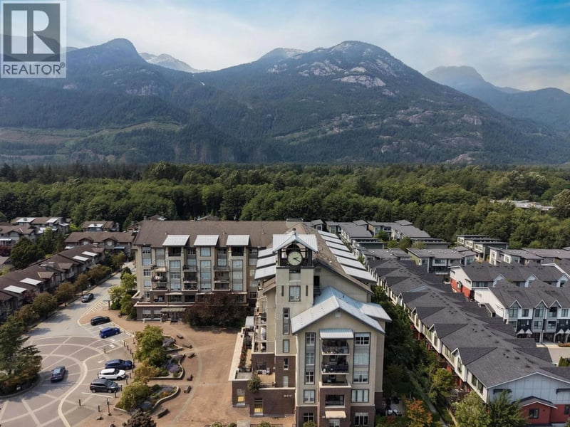 #305 1211 VILLAGE GREEN Way, Squamish, British Columbia, V8B0R7, Squamish, British Columbia — photo 1 of 5