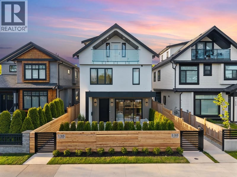 #1 165 45TH Avenue, Vancouver, British Columbia, V5W1W8, Vancouver, British Columbia — photo 1 of 5