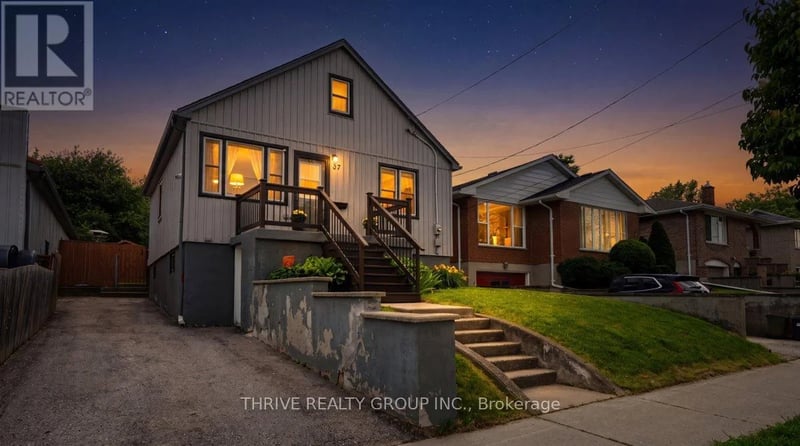 37 Emery Street West, London South (South E), Ontario, N6J1R7, London South (South E), Ontario — photo 1 of 5