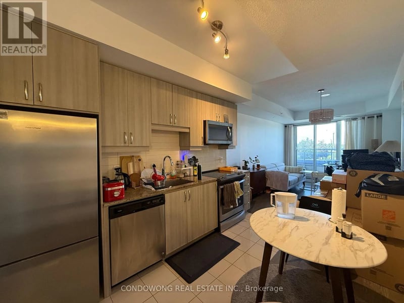 #308 9191 Yonge Street, Richmond Hill (Langstaff), Ontario, L4C1E2, Richmond Hill (Langstaff), Ontario — photo 1 of 5