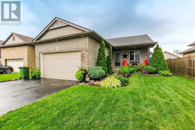 5 Hawthorn Court, St. Thomas, Ontario, N5P0A1, St. Thomas, Ontario — photo 1 of 5
