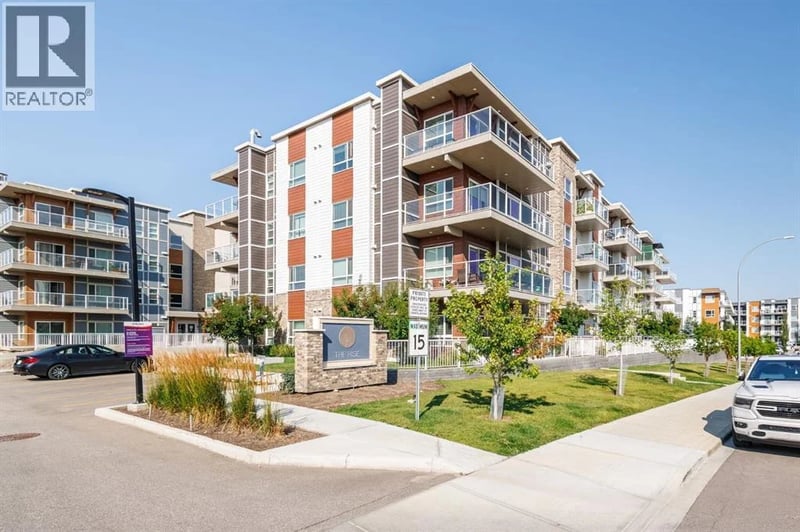 100 Harvest Hills Place Northeast, Calgary, Alberta, T3K2N4, Calgary, Alberta — photo 1 of 5