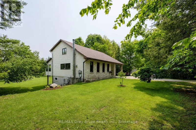 1033 Bruce Road 9, South Bruce Peninsula, Ontario, N0H2T0, South Bruce Peninsula, Ontario — photo 1 of 5